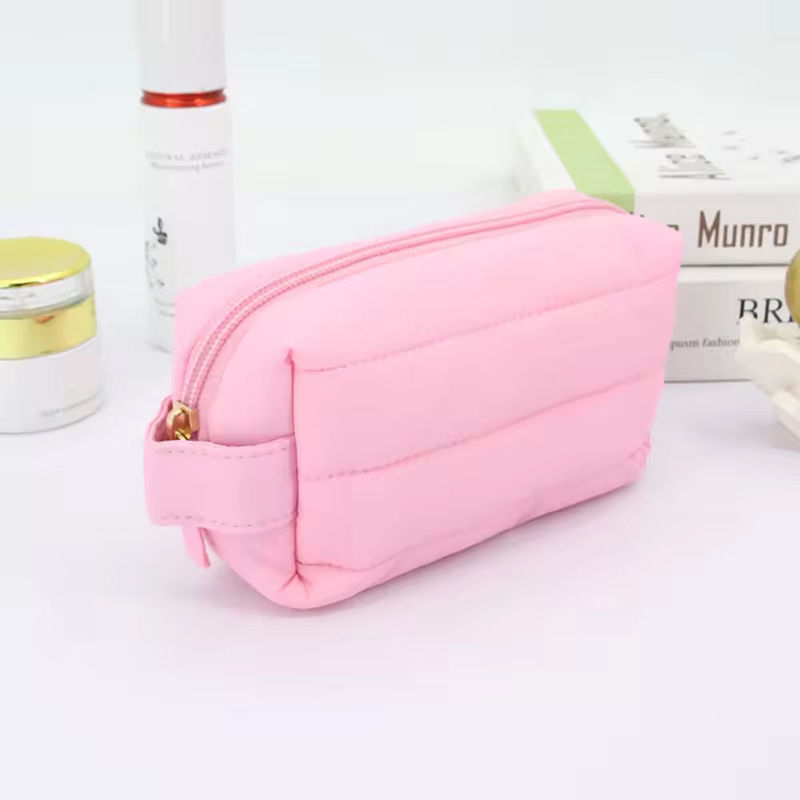 Bolsa de maquillaje de viaje de nylon impermeable con cierre de cremallera y diseño de logotipo