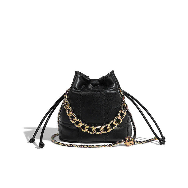 2024 Diseño Moda Cuero Cuerpo Cruzado Uno hombro Bolso Pequeño Bolso de cubo para mujeres