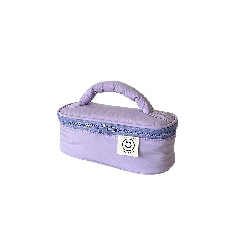 Bolsa de maquillaje de poliéster coreano personalizada para almacenamiento de primavera Entrega en 15 días
