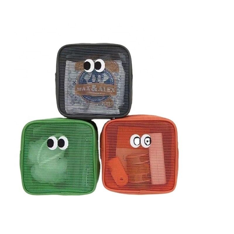Bolsa de almacenamiento 3D de malla de poliéster reciclada conveniente y duradera para artículos de tocador de viaje