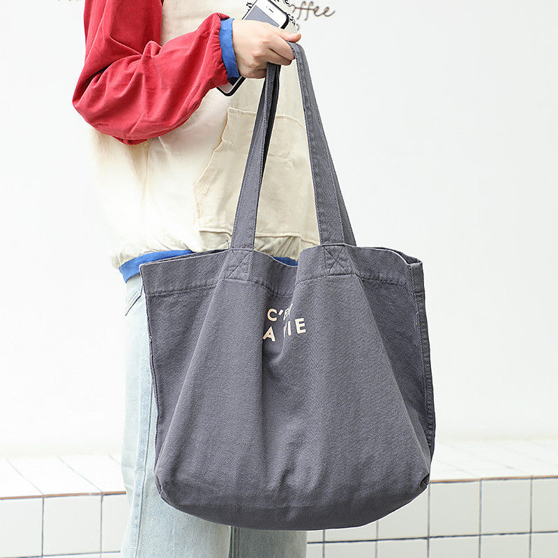 Bolso de compras con logotipo y tipo de patrón